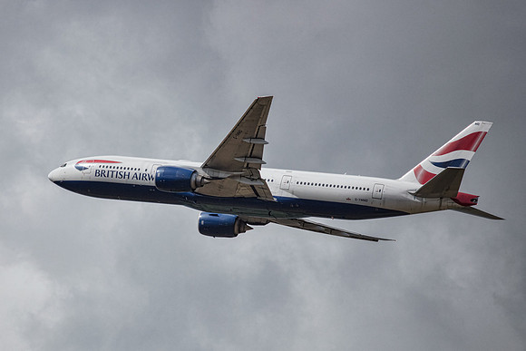 Boeing 777-236ER (G-YMMD)British Airways